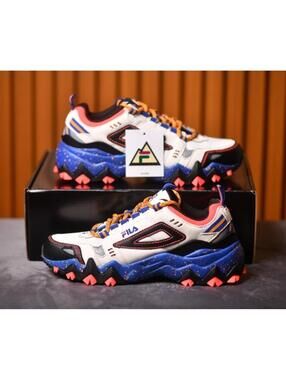 New! Size: 6.5 Women | Fila Oakmont TR | Silver Birch Mazarine | 5JM00949-117